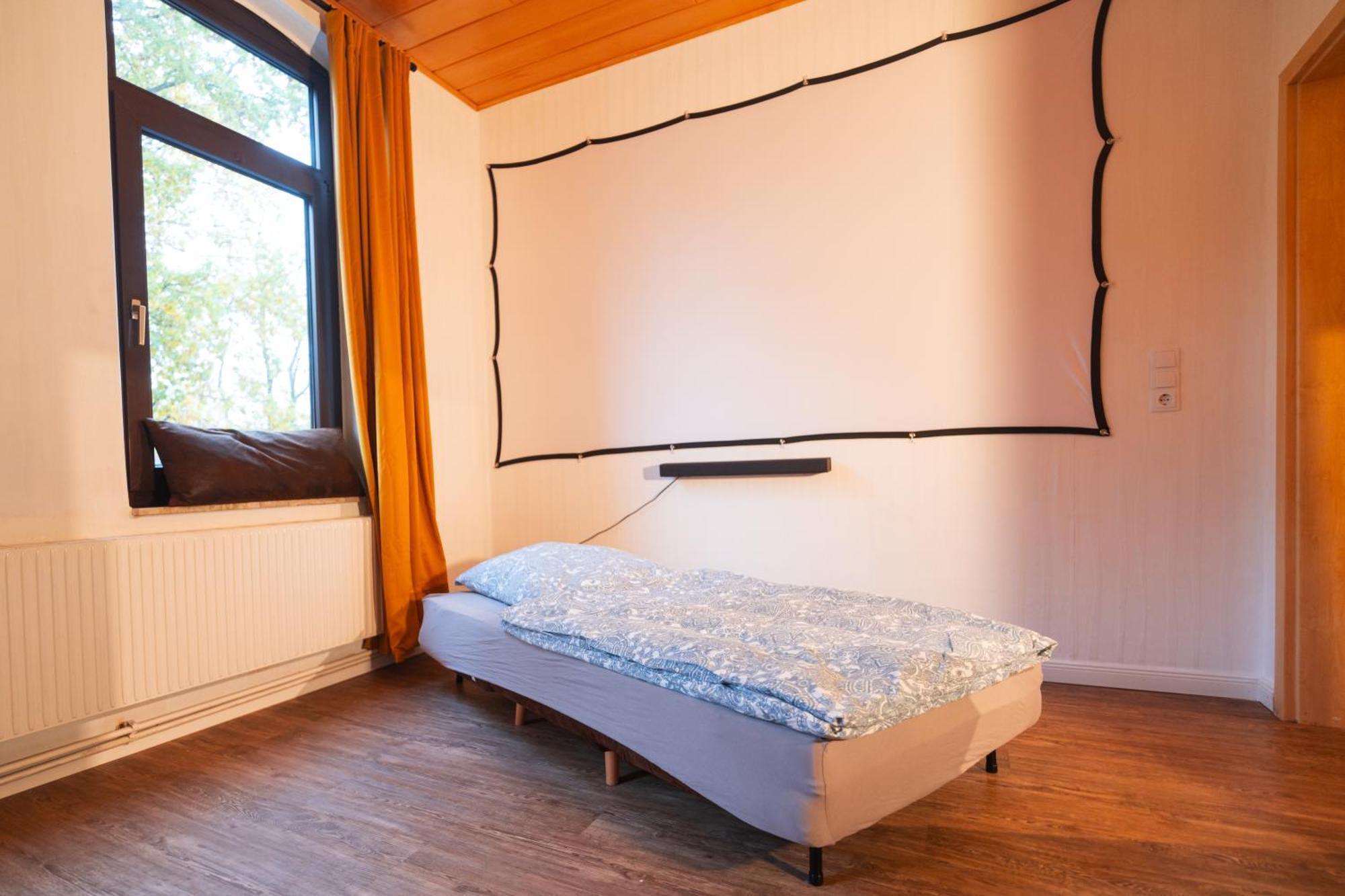 Das blaue Türchen - Wohnung mit Beamer und Kicker Bremerhaven Exterior foto