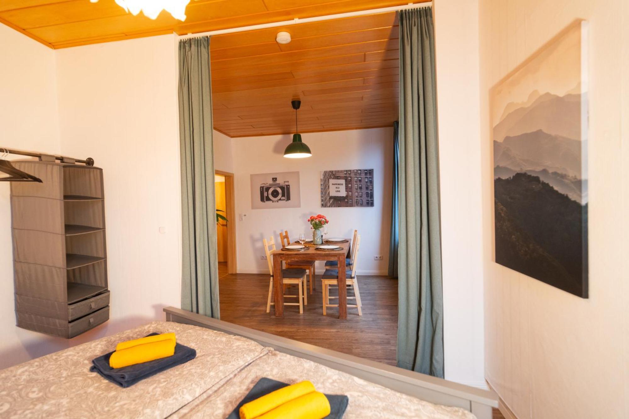 Das blaue Türchen - Wohnung mit Beamer und Kicker Bremerhaven Exterior foto