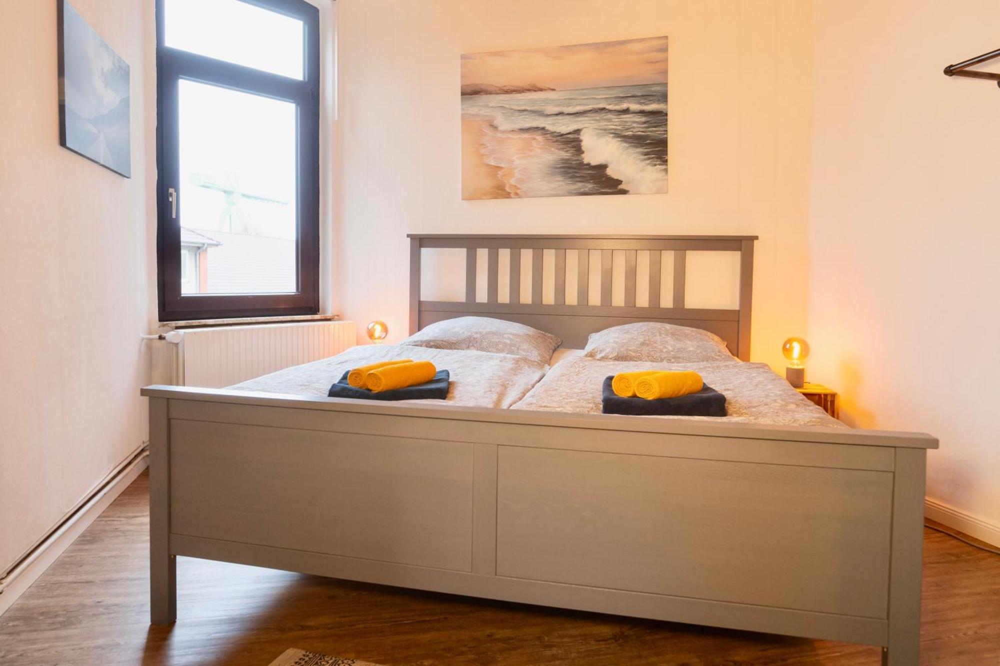 Das blaue Türchen - Wohnung mit Beamer und Kicker Bremerhaven Exterior foto